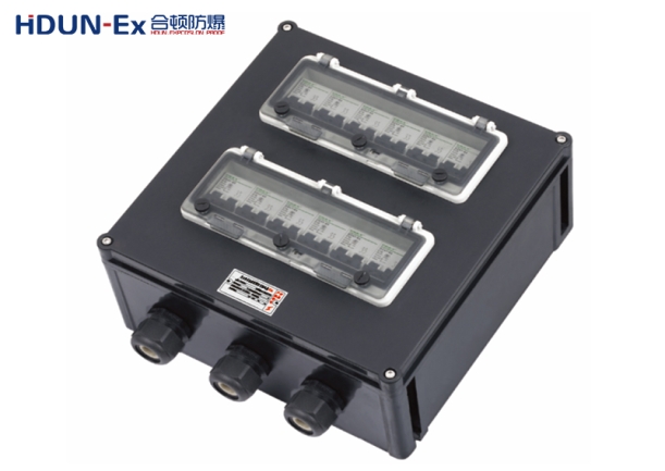 HDXM(D)防水防尘防腐照明(动力)配电箱